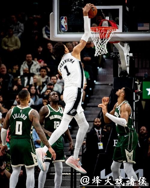 文班缺阵马刺力克雷霆 独行侠大胜鹈鹕3连胜